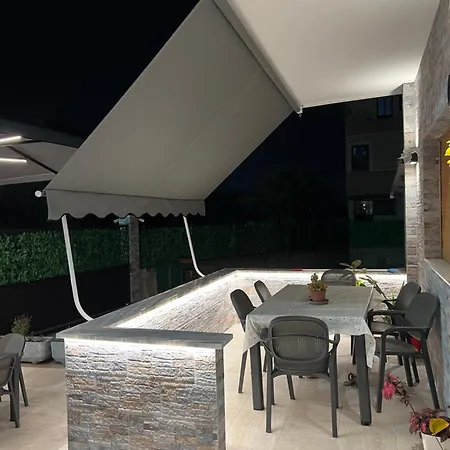 Eljus Guest house *