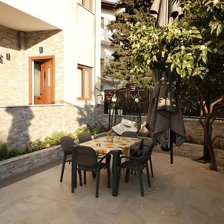 Guest house Eljus *